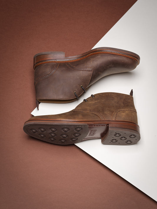 Men's Waxy Leather Chukka Boots – Lace-Up Heritage Style